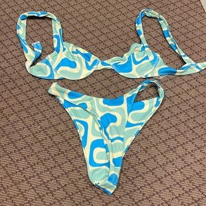 Aurelle bondi swim set